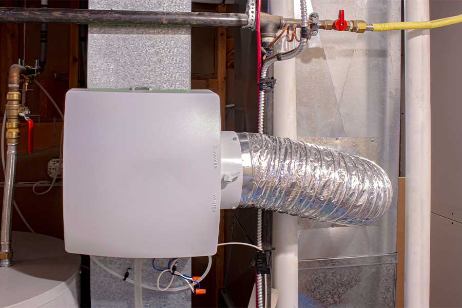 HVAC humidification system with insulated silver ducting